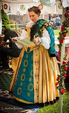 Renn Faire, Medieval Dresses