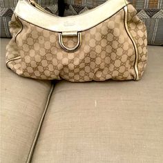 Rank Ab 100% Authentic Gucci Metallic Shoulder Bag With Cards Inclusion. No Smell, Rips Or Stain Inside And Out. A Little Hairline On The Metallic Leather As It Has Been Lightly Used. No Rips On Any Part Of The Bag. A Little Discoloration On The Canvas. Gucci Bags, Metallic Leather, D Ring, Metallic Silver, Size 16, Stain, Bag Lady, Gucci, Shoulder Bag