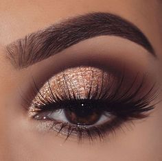 Machiaj Smokey Eyes, Makeup Cantik, Mascara Hacks, Pretty Eyeshadow, Eye Makeup Images, Wedding Eye Makeup, Gold Eye Makeup, Eye Makeup Pictures, Braut Make-up