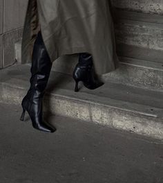 Formal Boots, Juliette Ferrars, Boots Aesthetic, Fits Inspiration, Styling Outfits, Shatter Me Series, Outfit Styling, Shatter Me, Shadow Photos