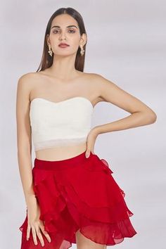 White plain crop-top with sweetheart neckline.
Components: 1
Fabric: Net, Chiffon
Neckline: Sweetheart
Color: White
Note: skirt worn by the model is not for sale - Aza Fashions Plain Crop Tops, Crop Top For Women, Crop Tops Online, Crop Top Women, Bandeau Crop Top, Top For Women, Sweetheart Neck, White Crop Top, Indian Design