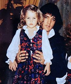 Elvis Graceland, Elvis Videos, Elvis Presley House, Elvis Presley Priscilla, Elvis And Me, Elvis Presley Family, Linda Thompson, Elvis Presley Images, Marie Presley