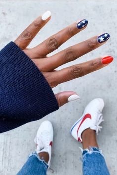 American Manicure Nails, Red White And Blue Nails, White And Blue Nails, American Flag Nails, 4th Of July Nail, Flag Nails