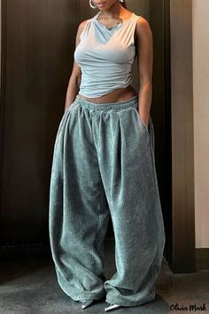 Olivia Mark - Elegant Wide-Leg Pants with Pockets and Comfortable Waistline Oversized Sweatpants Outfit, Oversized Pants Outfit, Wide Leg Sweatpants Outfit, Sweatpants Oversized, Loungewear Sweatpants, Sweatpants Fit, Oversized Sweatpants, Mid Waist Pants, Jogger Pants Casual