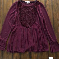 New With Tags, Women’s Jolt Blouse Size Small In Wine Color. Smoke Free Home. Casual Lace Top Blouse For Fall, Fall Crew Neck Purple Blouse, Fall Purple Crew Neck Blouse, Purple Crew Neck Blouse For Fall, Casual Burgundy Blouse For Fall, Wine Color, Wine Colored, Color Purple, Womens Tops