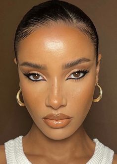 Social Media Post Ideas, Maquillage On Fleek, Natural Glam Makeup, Makeup For Black Skin, Brown Skin Makeup, Soft Glam Makeup, Dope Makeup, Makeup Eye Looks, Glamour Makeup