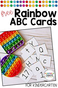 Grab these fun ABC games and free printable ABC cards, both upper and lowercase as well as numbers! These will help bring fun into your preschool and kindergarten classroom! #alphabet #learninggames #freeprintablekindergarten Play Based Kindergarten, Kindergarten Stations, Classroom Alphabet, Rainbow Alphabet, Abc Cards