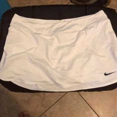 White Nike Tennis Skirt Size Xl. Built In Underwear. Never Worn Great Condition Nike White Tennis Skirt For Spring, Nike White Fitted Tennis Skirt, Fitted White Nike Tennis Skirt, Nike White Skort For Spring, Fitted White Nike Skirt, Nike White Lined Skirt, Nike White Summer Skirt, Nike Sporty White Skirt, Nike White Skirt For Summer