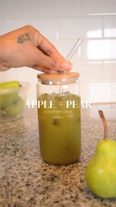 Juicing Recipes With Pears, Juice Recipes With Pears, Apple Pear Juice Recipe, Pear Juice Benefits, Pear Juice Recipes Juicers, Pear Juicing Recipes, Pear Juice Recipes, Apple Juice Recipes, Cold Pressed Juice Recipes