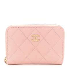 This is an authentic CHANEL Caviar Quilted Zip Coin Purse in Light Pink. This petite wallet is crafted of pink caviar leather. This purse features a wrap-around zipper and a gold CC logo on the front. The zipper opens to a matching fabric interior. Chanel Coin Purse, Round Coin Purse, Greeting Card Inspiration, Chanel Wallet, Chanel Caviar, Coin Pouch, Cc Logo, Purse Pouch, Pink Fabric