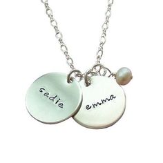 2018 Hottest personalized necklaces. World Wide FREE SHIPPING. Come to Yafeini to pick your beloved name necklace and engraved necklace https://www.jewelrypersonalizer.com Duo Necklace, Mother Necklace Personalized, Sterling Silver Name Necklace, Luxurious Jewelry, Gifts Mom, Mother Jewelry, Bridesmaid Gifts Jewelry, Swarovski Bracelet, Necklace For Girlfriend