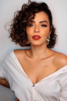 Hairstyles Volume, Short Hairstyles Fine, Curly Haircuts, Short Curly Haircuts, Penteado Cabelo Curto, Curly Bob Hairstyles