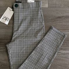 Never Worn, Tags Still Attached. Leggings Hi-Rise Size: L Forest Green And Cream Plaid Trendy Zara Leggings For Spring, Zara Casual Leggings, Zara Leggings, Snakeskin Leggings, Black Faux Leather Leggings, Zara Jumpsuit, Suede Leggings, Ponte Leggings, Velvet Leggings