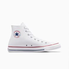 Nwt Converse Chuck Taylor All Starhi Sneakers Mens 8.5 Women’s 10.5 Optical White / Red/ Black M7650 Red Chucks, Tenis Converse, White Chuck Taylors, White Chucks, White High Top Converse, Custom Chuck Taylors, White High Tops, Converse White