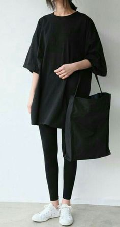 Minimal Stil, Fashion Minimalist, Looks Black, Outfit Trends, Minimal Chic, 가을 패션, Australian Fashion