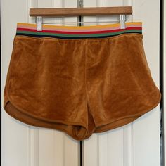 Retro Shorts 70s Wild Fable Never Worn Size Large Retro Bottoms With Elastic Waistband For Loungewear, Retro Loungewear Bottoms With Elastic Waistband, Retro Loungewear Shorts, Retro Short Length Loungewear Bottoms, Retro Bottoms With Elastic Waistband, Basic Clothes, Boyfriend Jean Shorts, Cream Shorts, Retro Shorts