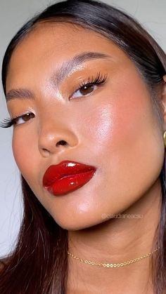 Sara Bellum, Claudia Neacsu, Red Glossy Lips, 2024 Predictions, Glazed Lips, Glossy Red Lips, Bold Lip Makeup, Bright Lip, Glossy Lips Makeup