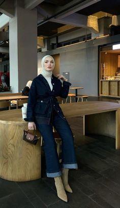 Modest Hijab, Modest Casual Outfits, Modern Hijab Fashion, Muslim Outfits Casual, Hijab Style Casual, Hijabi Fashion Casual, Winter Fashion Outfits Casual, Outfits Dress, Fashion Top Outfits