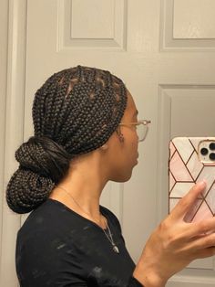 Short Box Braids Hairstyles, Short Box Braids, Bun Hairstyle, Box Braids Hairstyles, Braids Hairstyles, Black Girls Hairstyles, Hairstyle Ideas, Braid Styles, Box Braids