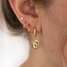 Gold Hoop Earrings, Hoop, Virgin Mary Medallion, Cross Hoop, Virgin Mary Hoop Earrings, Gold Cross E Hip Tattoos Women, Family Tattoos, Jewelry Inspo, Pretty Jewellery, Ear Jewelry, Piercing Jewelry, Bling Bling