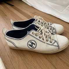 White Chanel Sneakers! White Chanel Sneakers, Shoes Chanel, Chanel Sneakers, Chanel White, Chanel Shoes, Womens Shoes Sneakers, Shoes Sneakers, Color White, Chanel