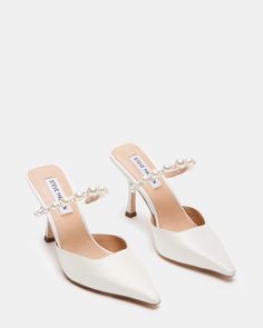 BRECKI Pearl White Pointed Toe Mule Pump | Women's Heels – Steve Madden Comfortable Wedding Heels, Girly Heels, Wedding Shoes Vintage, Mule Heel, Jimmy Choo Bridal, Pearl Shoes, Wedding Pumps, Bridal Heels, Designer Pumps