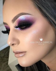 Smokey Eye Makeup Glam, Eye Makeup Glam, Eye Makeup On Hand, Makeup Soft Glam, Angel Makeup, Makeup Over 40, Makeup Soft, Eye Makeup Styles, Make Do