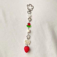 Strawberry Charm Keychain! Strawberry Charm, Charm Keychain, Funky Jewelry, Diy Accessories, Keychains, Las Vegas, Charms, Jewelry Earrings, Beaded Bracelets