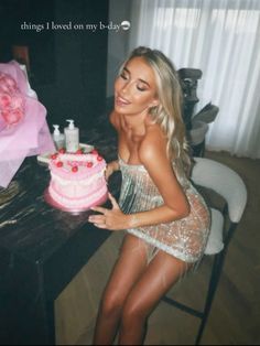 Princess Core, Cute Friend Photos, Cute Friends, Star Girl, Sweet Sixteen, Friend Photos, Holiday Photos, Follow For More, Girl Birthday