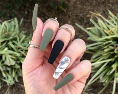 Green Acrylic Nails, Edgy Nails, Matte Nails Design, Simple Acrylic Nails, Fall Acrylic Nails, Long Acrylic Nails Coffin, Coffin Nails Long, Acrylic Nails Coffin Short, Summer Acrylic Nails