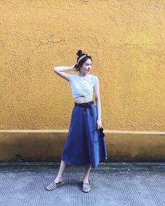 like outfit - white crop top and  Denim skirt pants culottes Black Flannel, Outfit White, Cute Jeans, Shirt Collection, White Crop, White Crop Top, Pink Fashion, White Tshirt, Skirt Pants