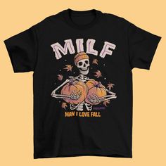 Halloween Shirt Design Ideas, Spooky Shirt Ideas, Halloween T Shirt Design, Halloween T-shirt, Halloween Tshirt Ideas, Man I Love Fall, Printer Crafts, Spooky Shirts, Silly Shirts