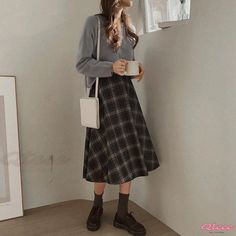 Qteee - Classic Plaid High-Waisted Midi Skirt with Elastic Waist and Full Swing Design, Includes Belt Long Umbrella, Skirt With Elastic Waistband, Bodycon Midi Skirt, Umbrella Skirt, Crop Top Dress, Skirts Midi High Waisted, Long Sleeve Short Dress, Vintage Plaid, Pleated Midi Skirt