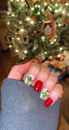 western cactus christmas nails inspo square coffin short red and green Christmas Cow Nail Designs, Western Holiday Nails, Christmas Cactus Nails, Western Thanksgiving Nails, Western Christmas Nails Acrylic, Christmas Country Nails, Western Christmas Nails Ideas, Christmas Nails Western, Simple Western Nails Short