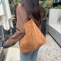 48068355260694 Handbags Large, Soft Pattern, Winter Vintage, Vintage Casual, Types Of Bag, Halloween Women, Shoulder Handbags, Bags Shoulder, Faux Suede