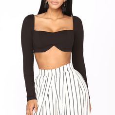 New Fashion Nova Crop Size: Xs Black Chic Black Crop Top For Going Out, Trendy Black Crop Top For Night Out, Trendy Black Spring Crop Top, Chic Black Cropped Crop Top, Black Casual Crop Top For Going Out, Trendy Black Crop Top For Day Out, Black Long Sleeve Crop Top For Date Night, Chic Black Crop Top For Date Night, Black Cropped Tops For Going Out