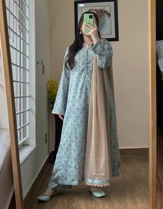 Winter Dress Ideas Casual Pakistani, Pakistani Dress Design Casual Indian Fashion, Winter Simple Dresses Pakistani, Pakistani Causal Dresses Design, Causal Pakistani Dresses, Winter Dresses For Women Pakistani, Pakistani Dresses Casual Stylish 2024, New Pakistani Dresses 2024, Simple Pakistani Dresses Casual