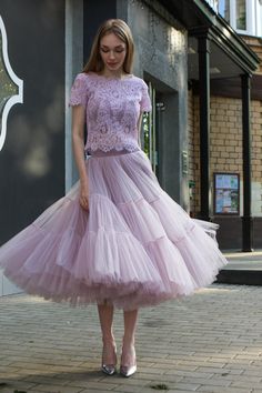 "Phone number required for express delivery!! Very fluffy 3-tiered skirt is made of soft tulle. This skirt does not add volume to the waist and hips. The entire volume is gathered towards the lower edge: the bottom row layers (together) measure more than 200ft of tulle fabric. Take a closer look at the color palette or order tulle swathes via this link: https://www.etsy.com/listing/1127761934/fluffy-tulle-samples-better-resolutio The set \"Skirt + Top\" is also available - select the relevant op Tulle Skirt Sewing, Tulle Skirts Outfit, Skirt Tiered, Tiered Tulle Skirt, Big Skirts, Fluffy Skirt, Womens Skirts, Soft Tulle, Ball Gowns Prom