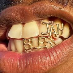 Grills Teeth, Tooth Gem, Gold Teeth, Teeth Jewelry, Gold Caps, Jewelry Accessories Ideas