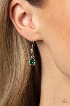 Featuring a dramatic emerald shade, a collection of teardrop gems hanging from a sleek, silver snake chain, are pressed into high-sheen silver casings, creating a colorful fringe below the collar. Linking each teardrop together, dainty white rhinestones border the tops and bottoms of each shape, creating additional eye-catching dazzle. Features an adjustable clasp closure.

 Sold as one individual necklace. Includes one pair of matching earrings. Collar Verde, Emerald Green Necklace, Bling Necklace, Mixed Metal Jewelry, Silver Snake Chain, Green Gems, Paparazzi Accessories, Teardrop Necklace, White Rhinestone