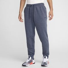 Soft and sweat-wicking, these Primary joggers are made with smooth double-knit fabric. A classic jogger fit that tapers through the leg pairs with an elastic waistband to provide a comfortable fit that moves with you. Louis Vuitton Taschen, Sneaker Trend, Double Knit, Double Knitting, Nike Dri Fit, Dri Fit, Jogging, Knitted Fabric, Knit Fabric