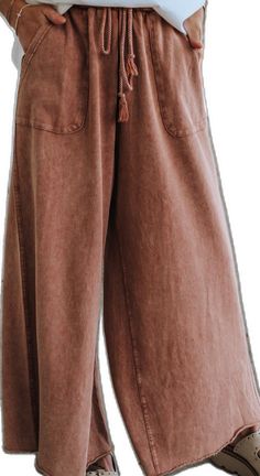 Bohemian Loungewear Pants With Pockets, Bohemian Lounge Pants With Pockets, Hippie Brown Bottoms For Fall, Hippie Style Wide Leg Brown Bottoms, Brown Wide Leg Hippie Bottoms, Bohemian Harem Trousers For Fall, Brown Casual Pants For Festivals, Casual Brown Pants For Festival, Fall Bohemian Harem Pants