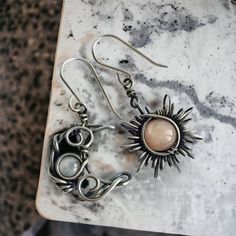 Fashion Bohemia Sun And Moon Earrings Silver Color Round Crystal Drop Earrings Women Female Boho Jewelry Gift For moon Green Celestial Zodiac Witch Zodiac Witch, Green Celestial, Pink Stone Earrings, Witch Style, Boho Witch, Witch Fashion, Witchy Fashion, Metal Shop, Star Moon