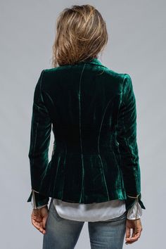 Silk velvet Silk lining Brass metal buttons Rear single vent Runs about a size small. Model wears size 40 (Height 5'8", Waist 28", Bust 34.5", Shoulder to Shoulder 16", usually wears size US 4/6) Made in Spain Velvet Jacket Outfit, Green Velvet Jacket, Emerald Velvet, Fall Winter Dresses, Folk Fashion, Mini Robes, Dress Store, Velvet Jacket, Silk Velvet