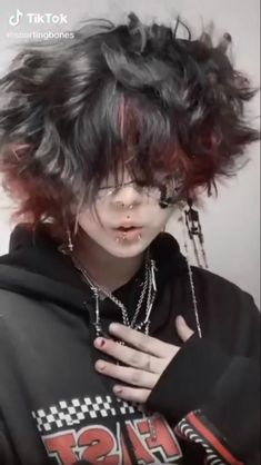 Emo Tiktok, Emo Boy Hair, Emo Haircuts, Androgynous Hair, Cute Emo