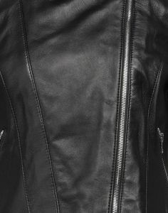 Appliqué: No appliqués.chest: Single-breasted.Clothes closures: Zip.Clothes Wearability: Small sized.COATS & JACKETS: Jacket.Coats & Jackets Model: Biker jacket.ColoreFoto_ID: 7.Composition: 100% Ovine leather.CustomsInvoiceDescr: Leather,-.Design: Solid color.Hooded neckline: No hood.HSCode: 42031000.ItemDescription: leather, no appliqués, solid color, classic neckline, single-breasted , long sleeves, zipped cuffs, fully lined, zipper closure, multipockets, pocket with zipper, contains non-text Classic Leather Jacket With Padded Collar For Spring, Classic Winter Leather Jacket With Zipper, Classic Leather Jacket With Zipper For Winter, Classic Leather Jacket With Zipper Closure For Winter, Classic Leather Jacket With Zipper, Modern Leather Jacket With Padded Collar, Classic Leather Jacket With Asymmetrical Zip, Classic Leather Jacket With Zipper Closure For Formal Occasions, Designer Fitted Leather Jacket With Zip Fly