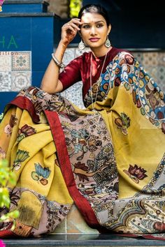 Saree Color Combinations, Black Blouse Designs, Tissue Sarees, Stylish Saree, Kalamkari Dresses, Kalamkari Blouse, Kalamkari Sarees