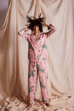 Cute Lounge Outfits, Women Towel, Horse Fashion, Print Designs Inspiration, Silk Pajamas, Short Pajama Set