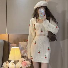 Mode Crochet, Cute Dress Outfits, Crochet Clothing And Accessories, Crochet Clothing, Crochet Fashion Patterns, Quick Outfits, Top Outfit, Easy Trendy Outfits