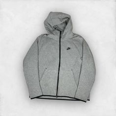 Nike Tech Fleece Set - Heather Grey (2nd Season, Like New) Size: [Large] This 2nd Season Nike Tech Fleece Set In Heather Grey Is In Like-New Condition, Showing Minimal To No Signs Of Wear. Crafted From Nike’s Signature Lightweight Tech Fleece Fabric, It Provides Warmth Without The Bulk, While Offering A Modern, Athletic Fit. Perfect For Everyday Wear Or Lounging In Style. 100% Authentic Like-New Condition, No Rips Or Tears Clean And Well-Maintained Don’t Miss Out On This Classic Piece! If You Ha Nike Tech Fleece Men, Nike Tech Fleece Hoodie, Tech Fleece Hoodie, Streetwear Mens, Nike Tech Fleece, Nike Tech, Tech Fleece, Athletic Fits, Grey Cotton